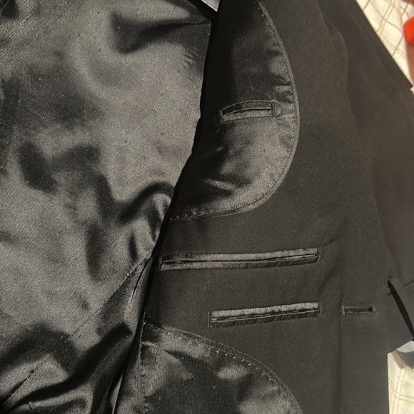 Black full suit - Picture 7 of 13